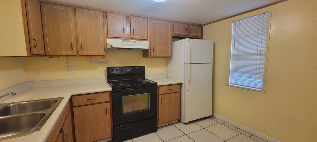 Photo of 2302 Sunrise Boulevard #1-103, Fort Pierce, FL 34982 (MLS # R11154090)