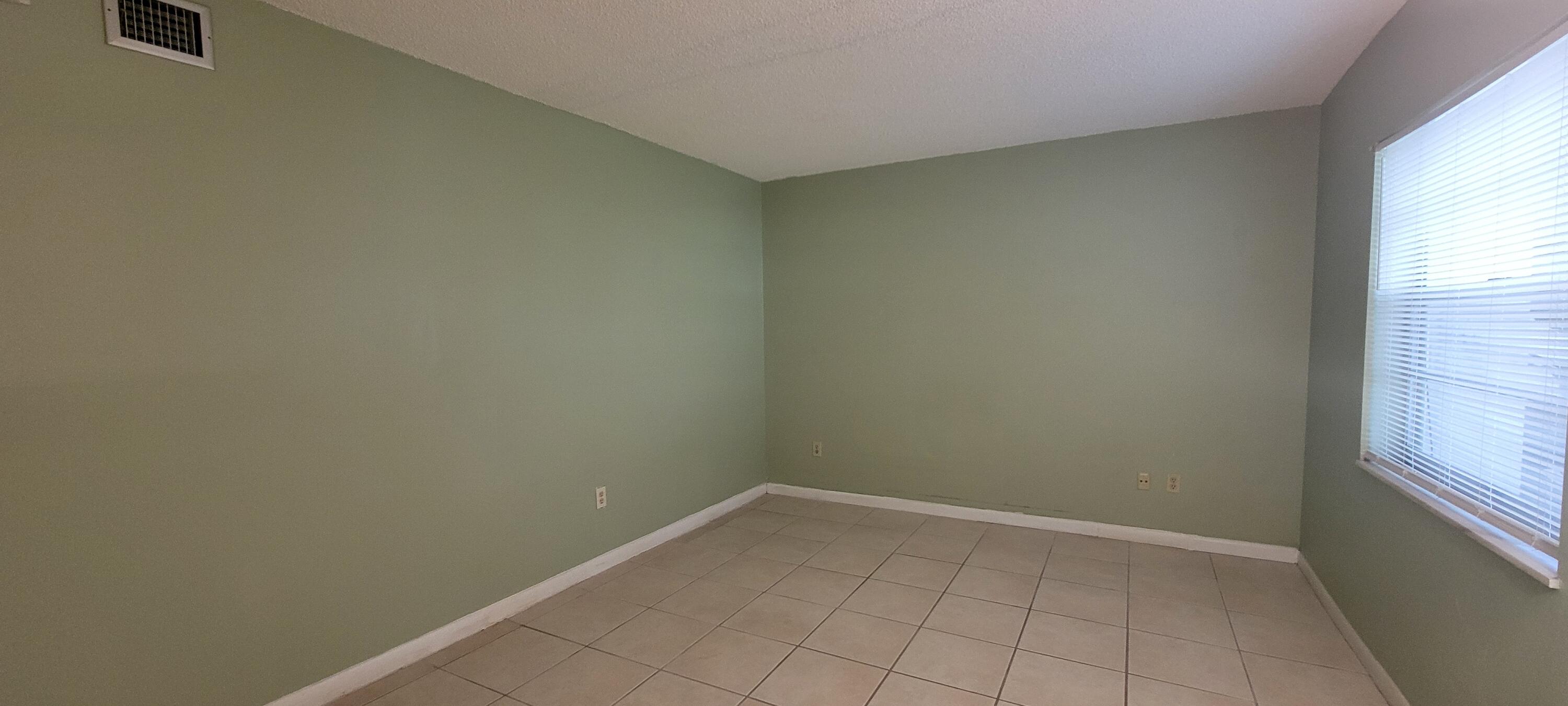 INLET HOUSE  CONDOMINIUM - Residential