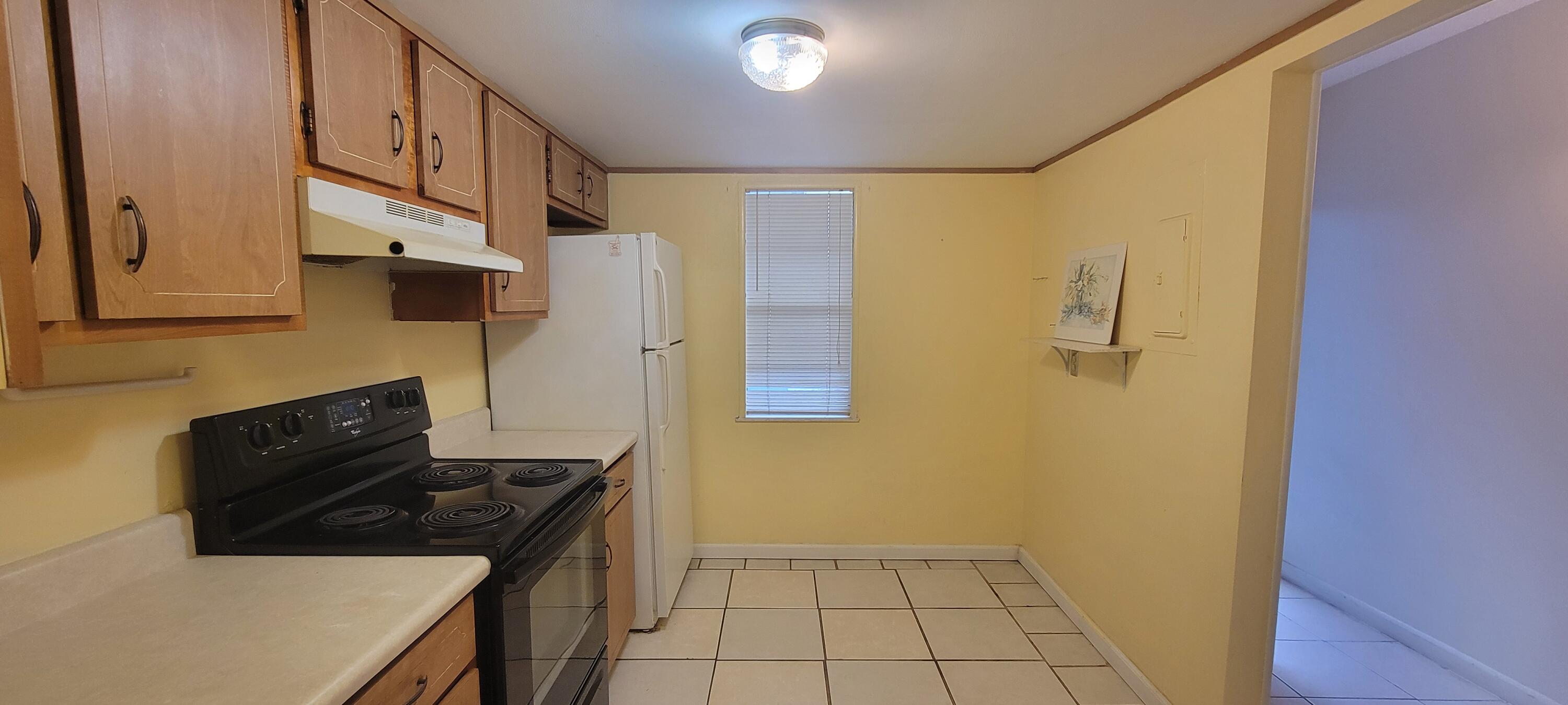 INLET HOUSE  CONDOMINIUM - Residential