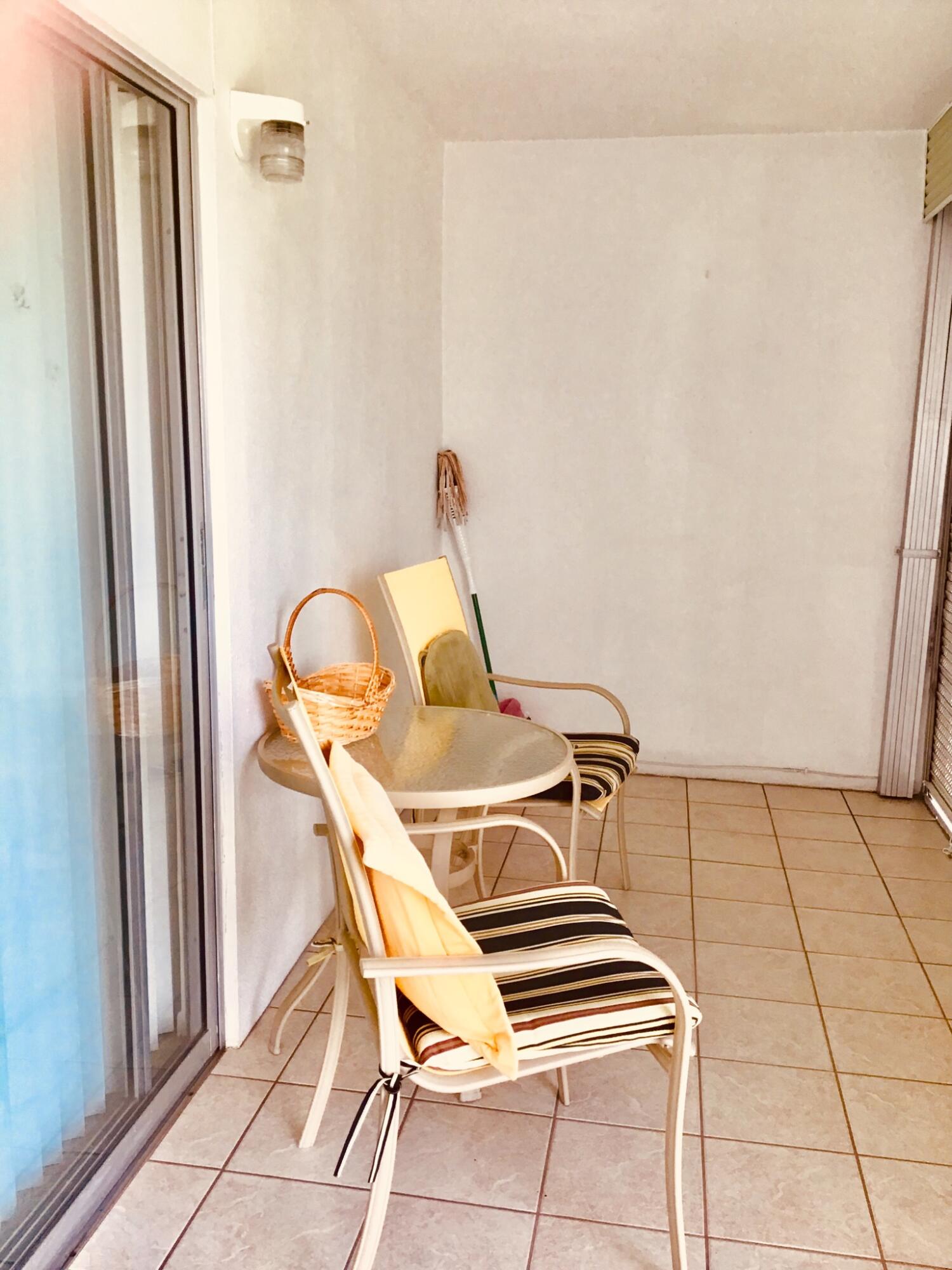 CORNWALL AT CENTURY VILLAGE CONDO - Residential Lease