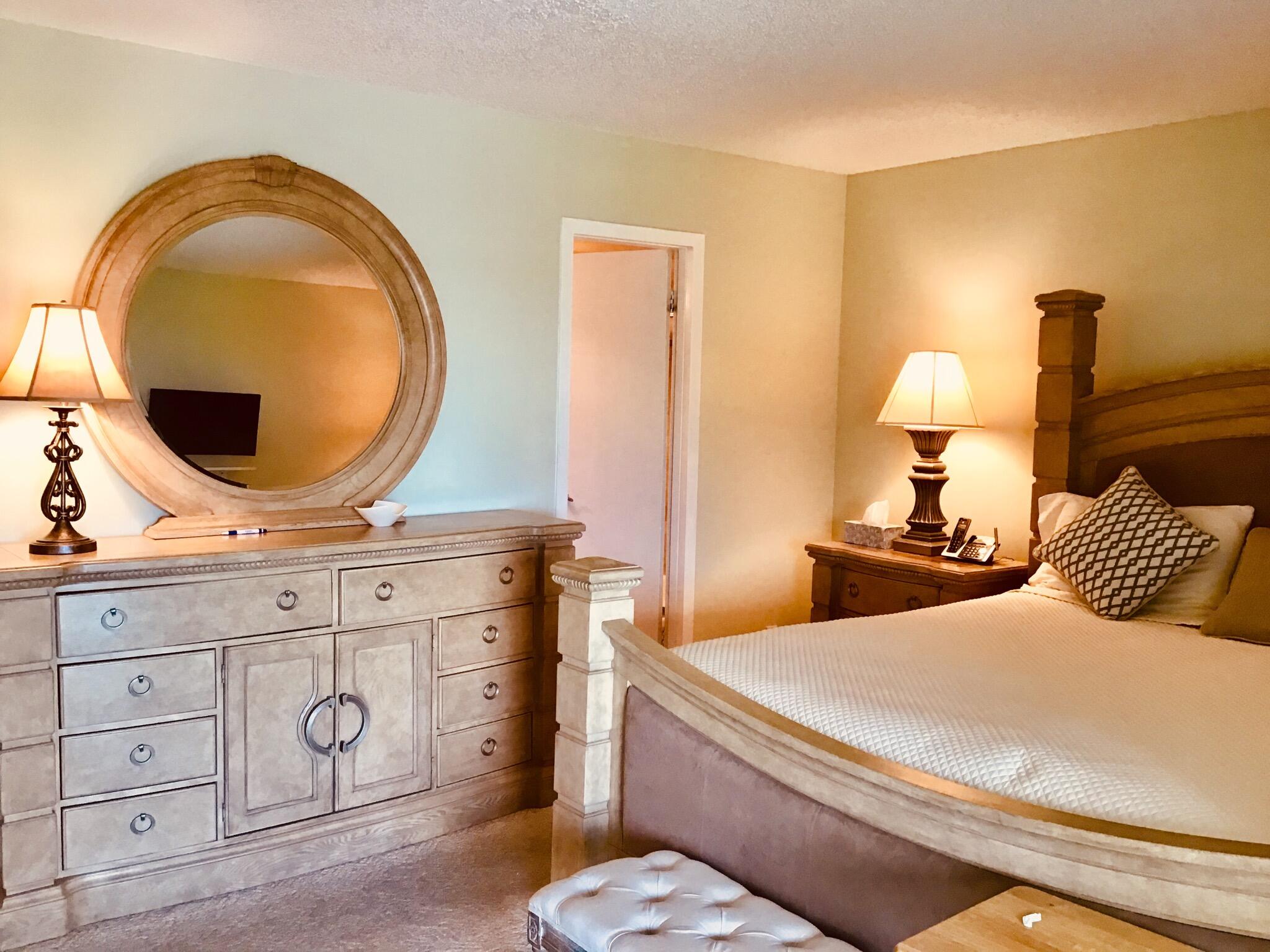 CORNWALL AT CENTURY VILLAGE CONDO - Residential Lease