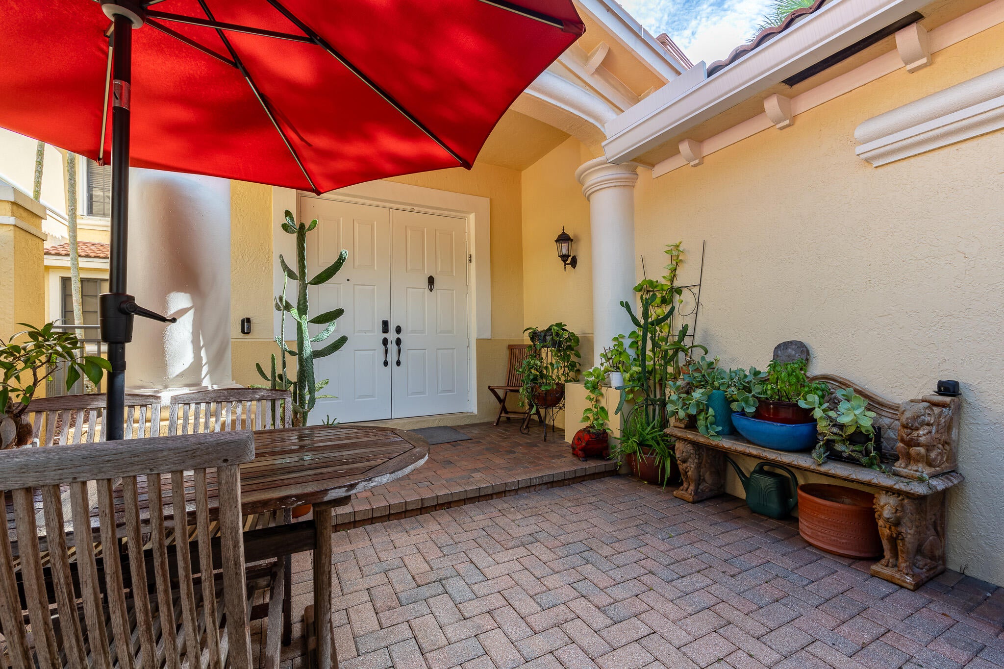 1639 PASSION VINE Circle