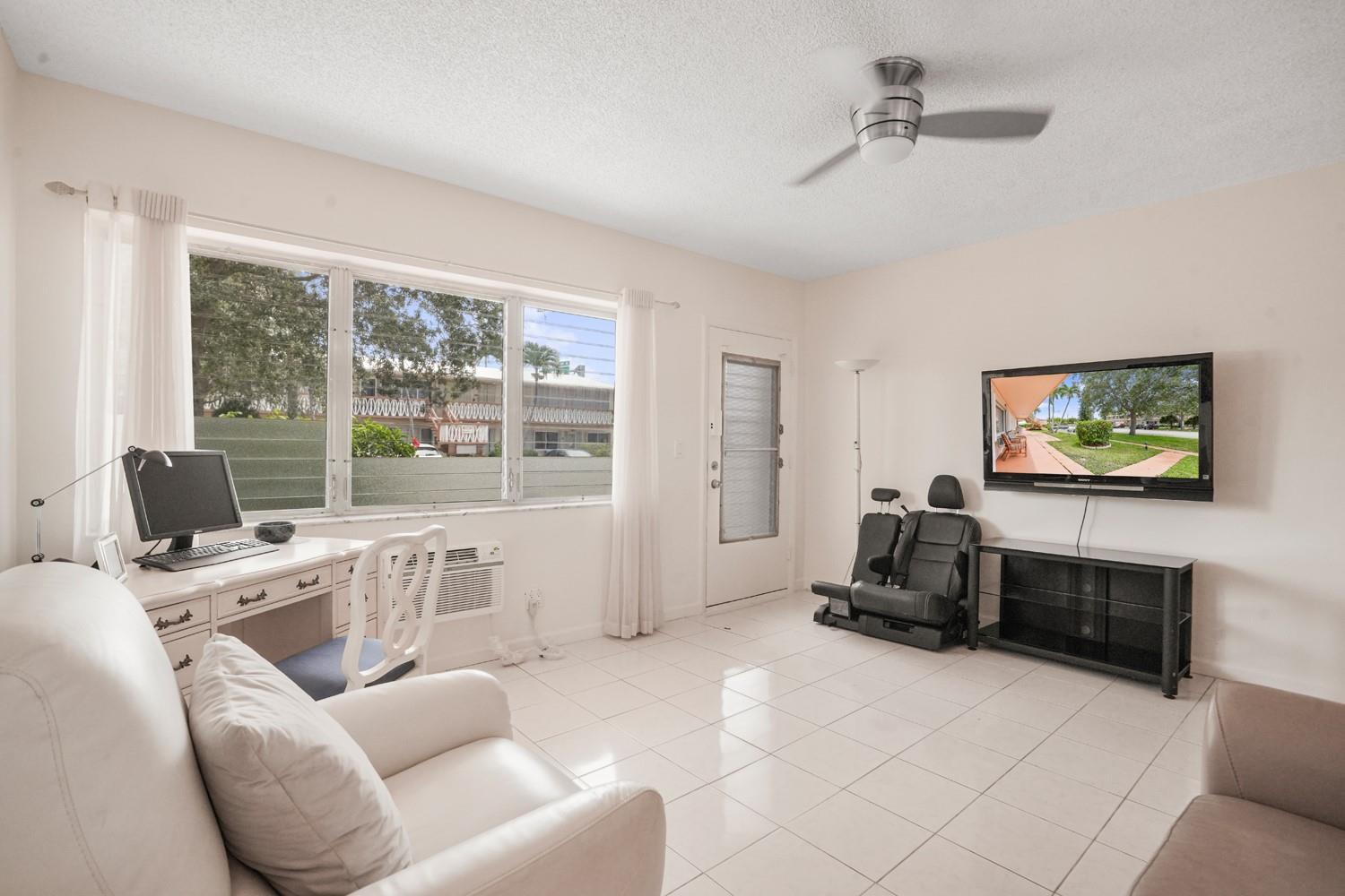 Rolen Lake - Residential