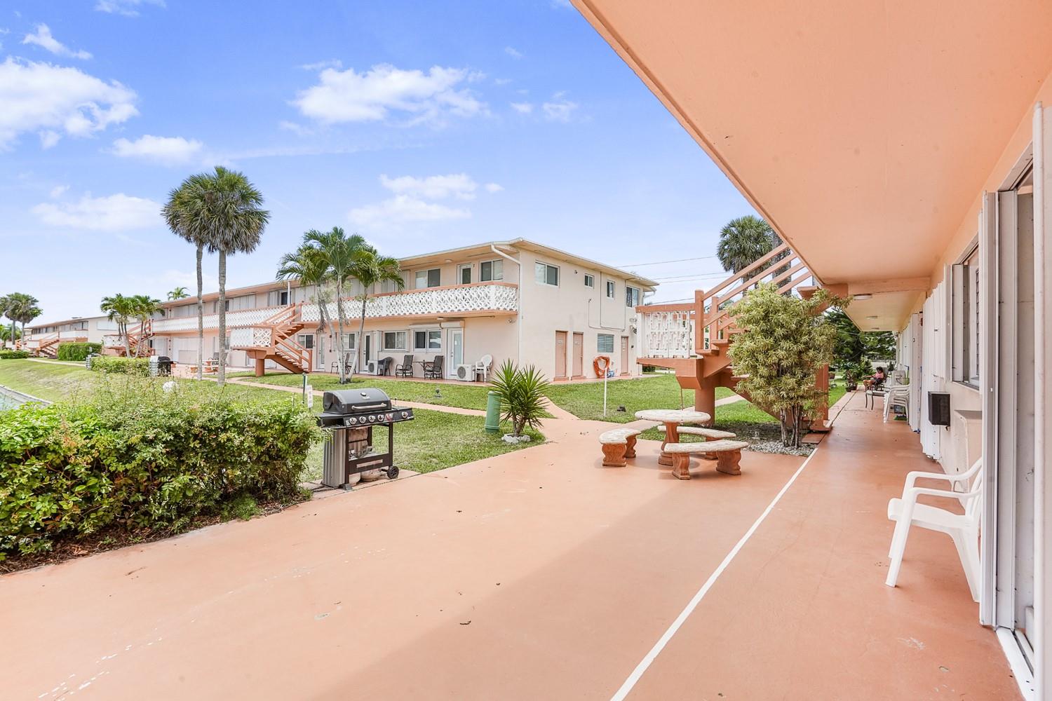 Rolen Lake - Residential