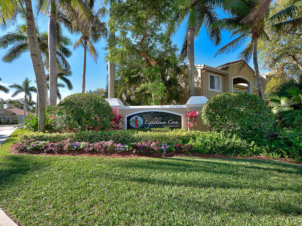 Photo of 254 Village Boulevard #4205, Tequesta, FL 33469 (MLS # R11033824)
