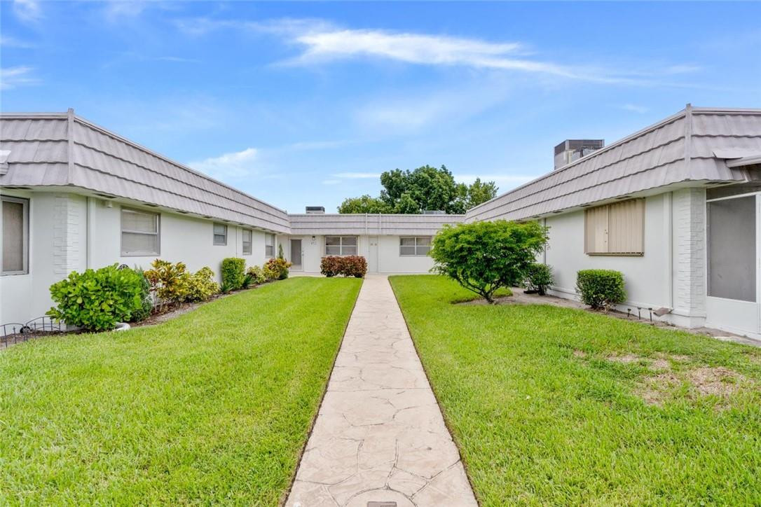 Kings Point Valencia A-I - Residential