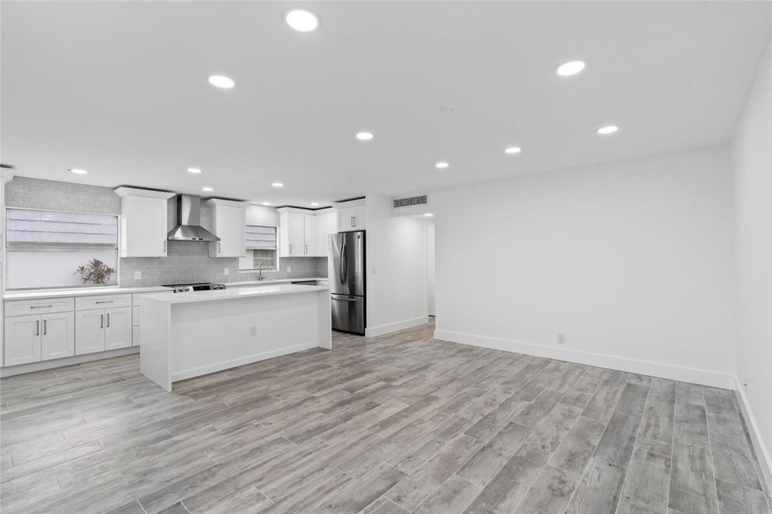 Kings Point Valencia A-I - Residential