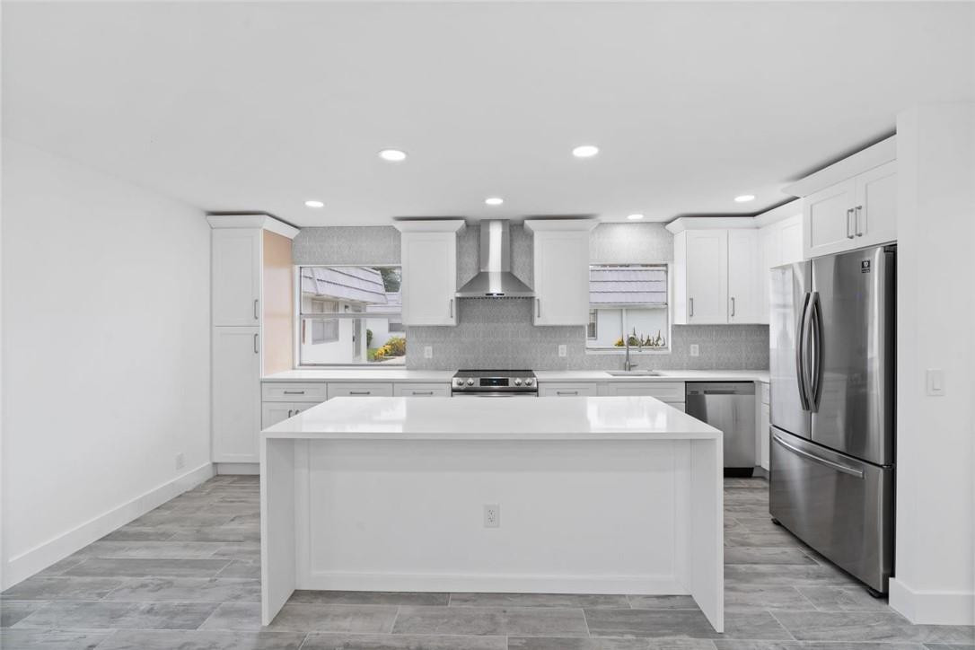 Kings Point Valencia A-I - Residential