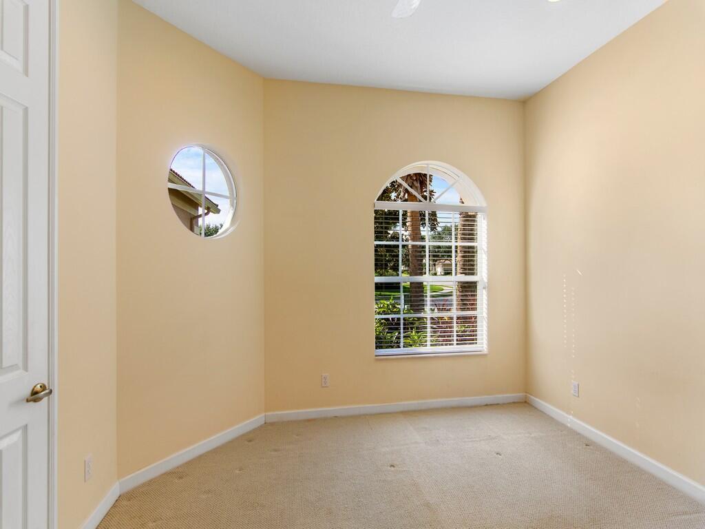 MAIDSTONE - Residential