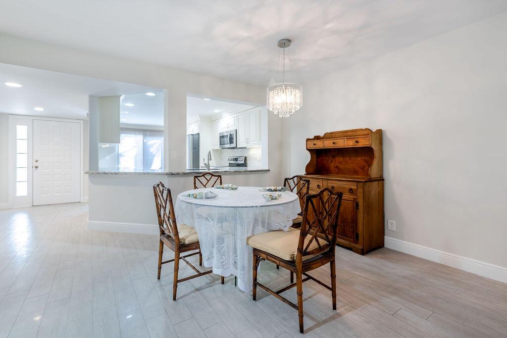 GLENEAGLES CONDO IV - Residential