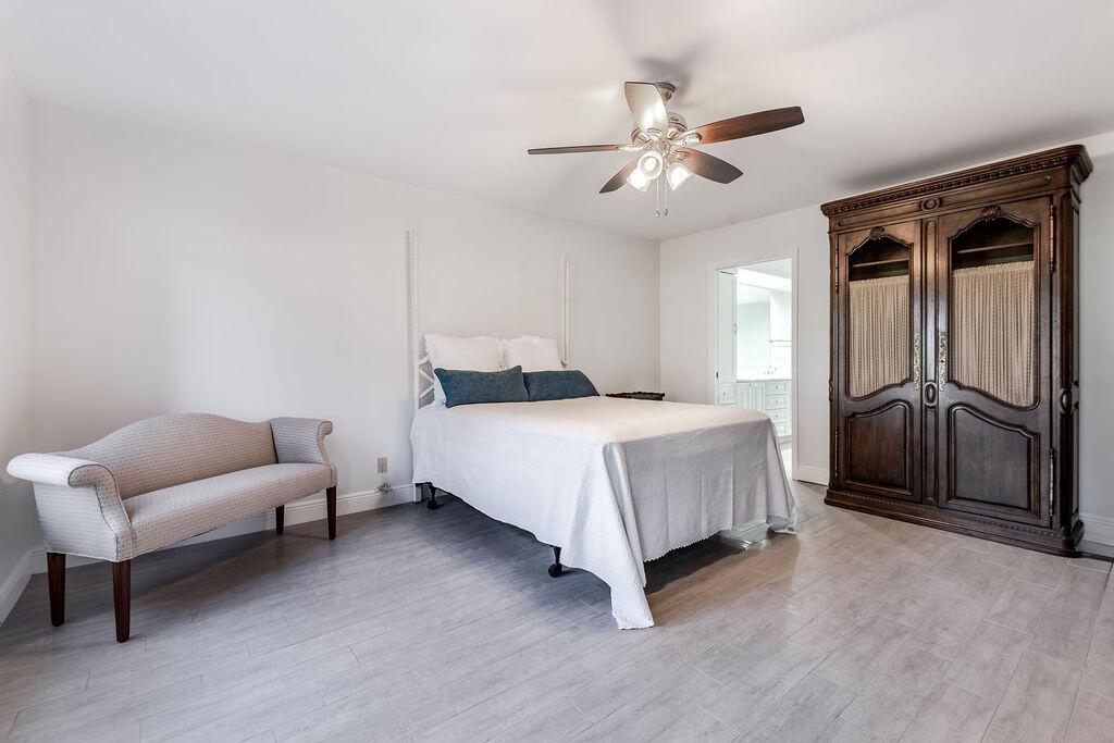 GLENEAGLES CONDO IV - Residential