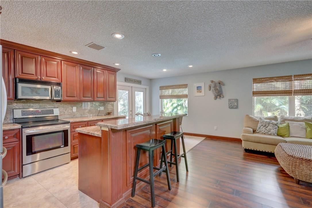 Nob Hill Palms - Residential