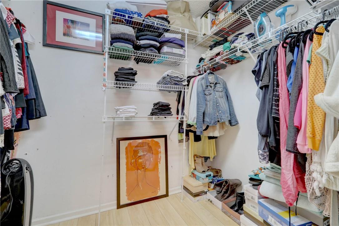 Nob Hill Palms - Residential