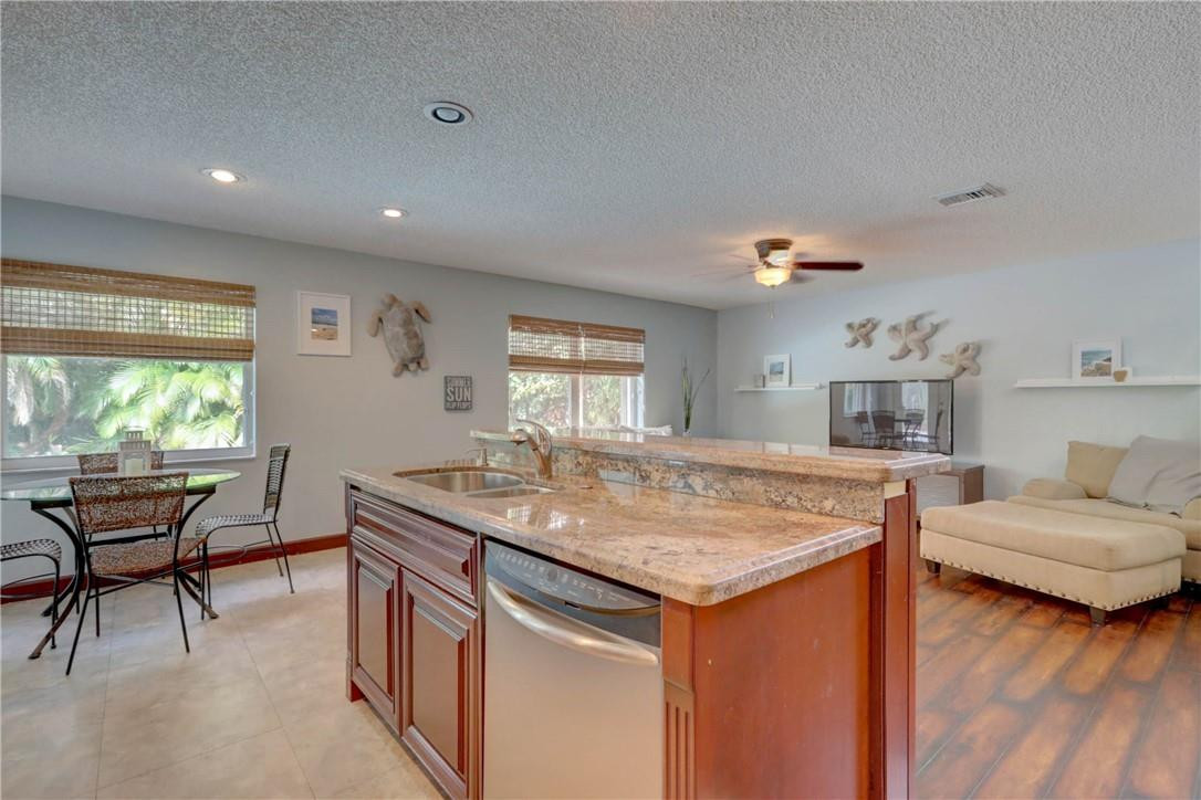 Nob Hill Palms - Residential