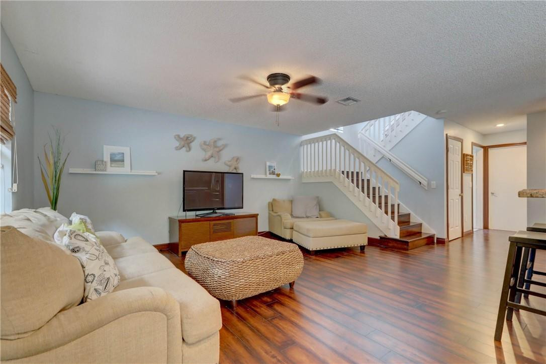 Nob Hill Palms - Residential