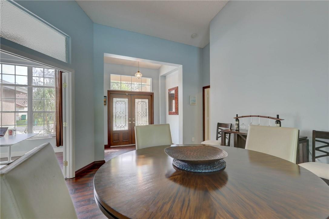 Nob Hill Palms - Residential