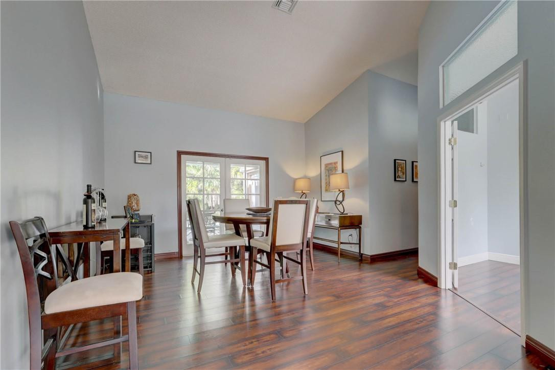 Nob Hill Palms - Residential