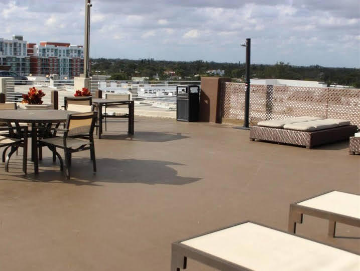 Bussiness Center , Clubhouse, Barbecue area, pool, - Residential Lease