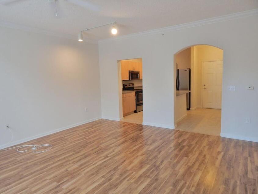 Bussiness Center , Clubhouse, Barbecue area, pool, - Residential Lease