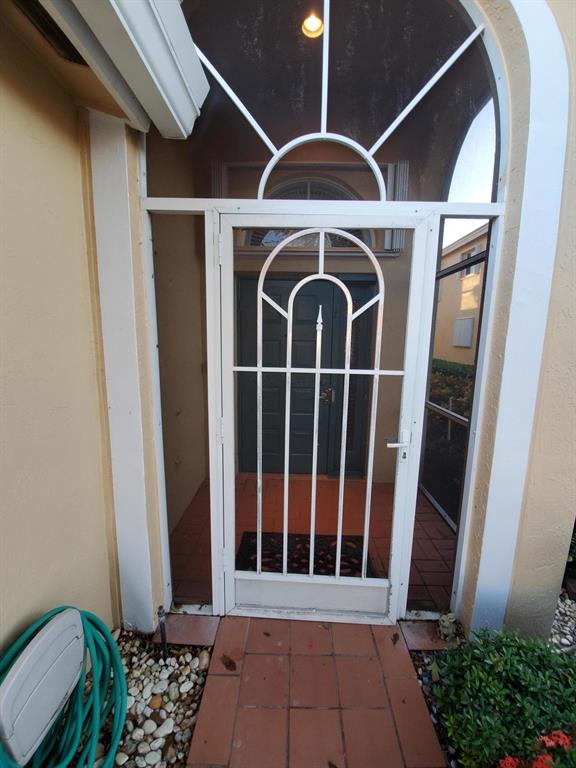 Coral Lakes - Residential