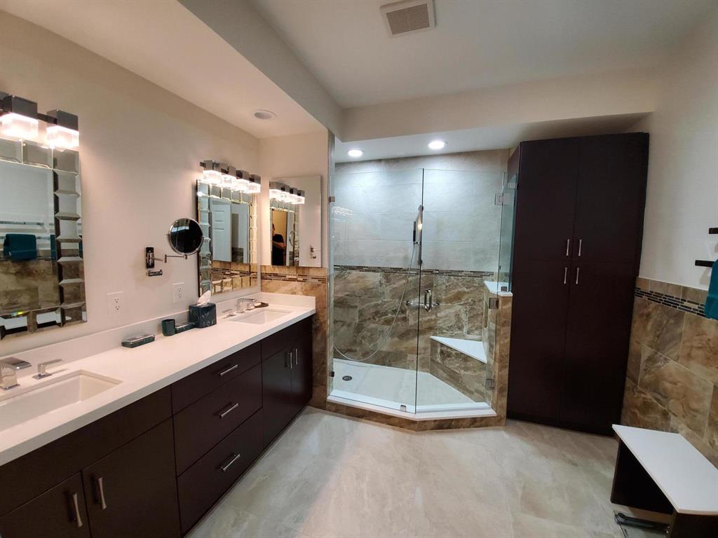 Coral Lakes - Residential