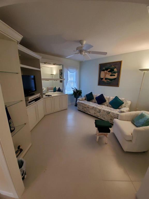 Coral Lakes - Residential