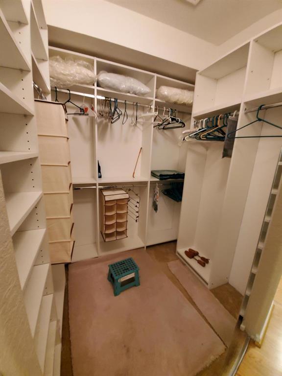 Coral Lakes - Residential