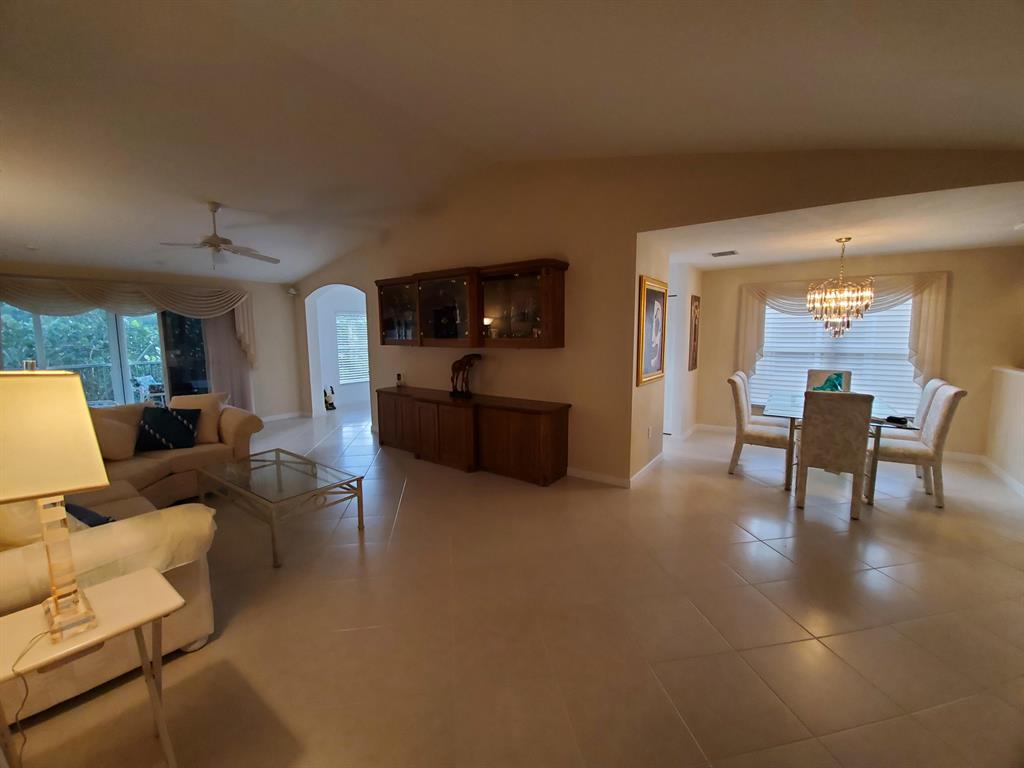 Coral Lakes - Residential