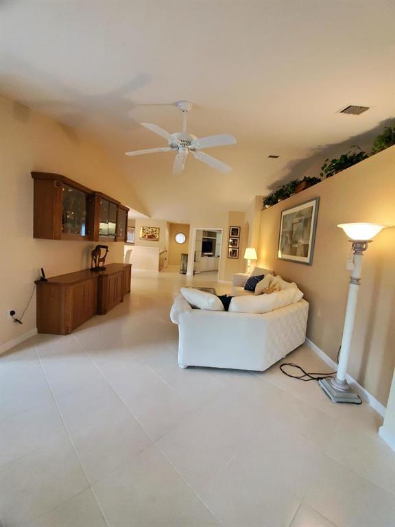 Coral Lakes - Residential