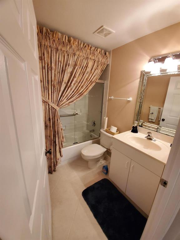 Coral Lakes - Residential