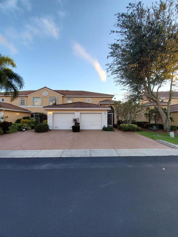 Coral Lakes - Residential