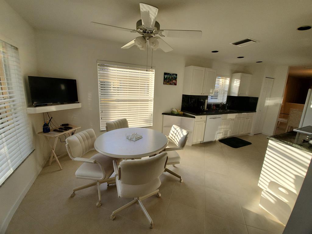 Coral Lakes - Residential