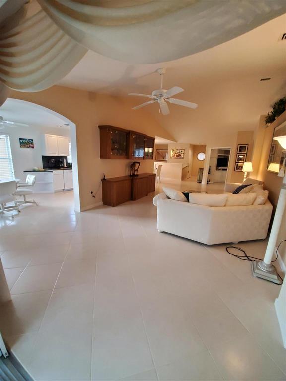 Coral Lakes - Residential