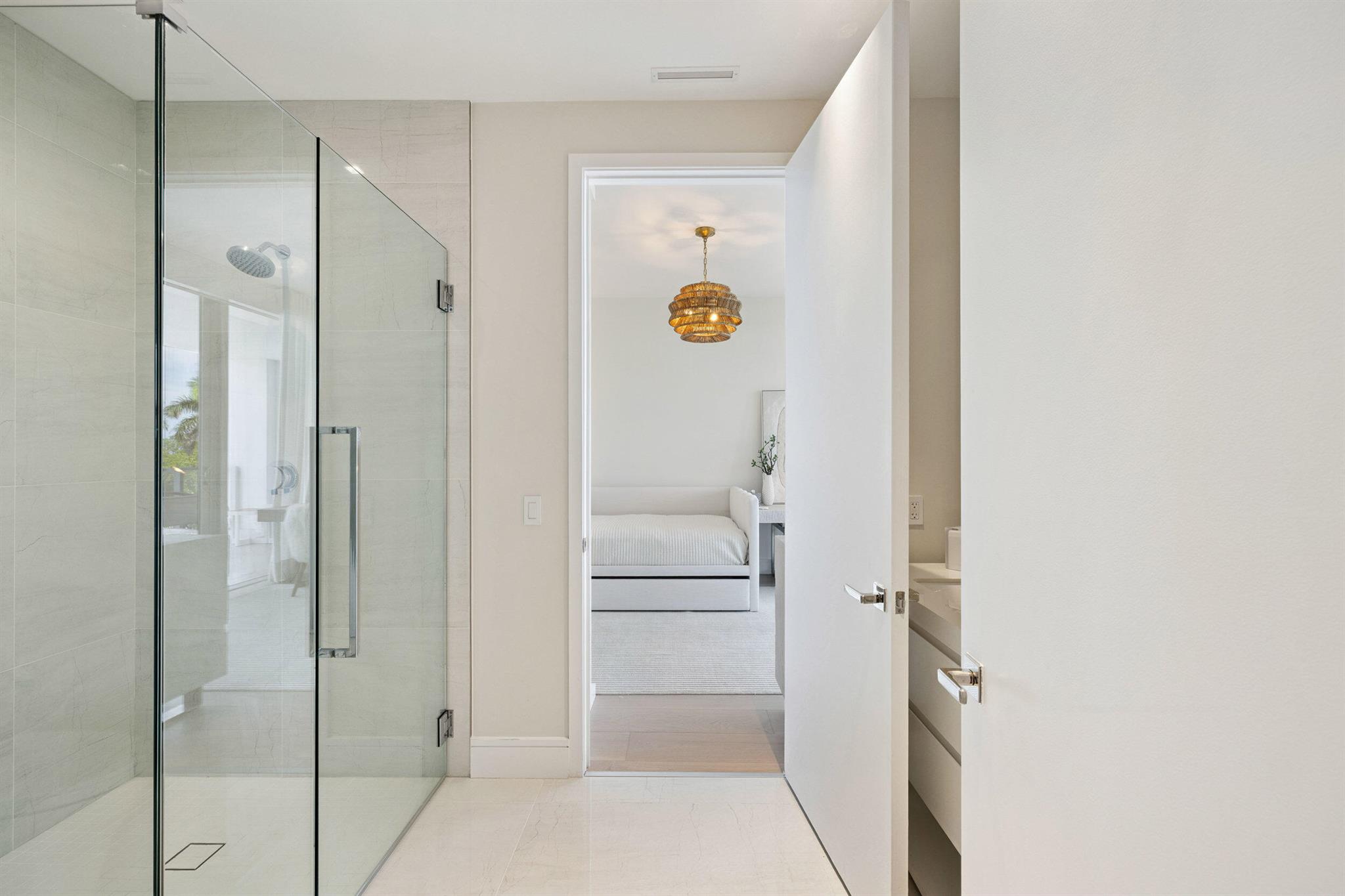 BOCA BEACH RESIDENCES - Residential