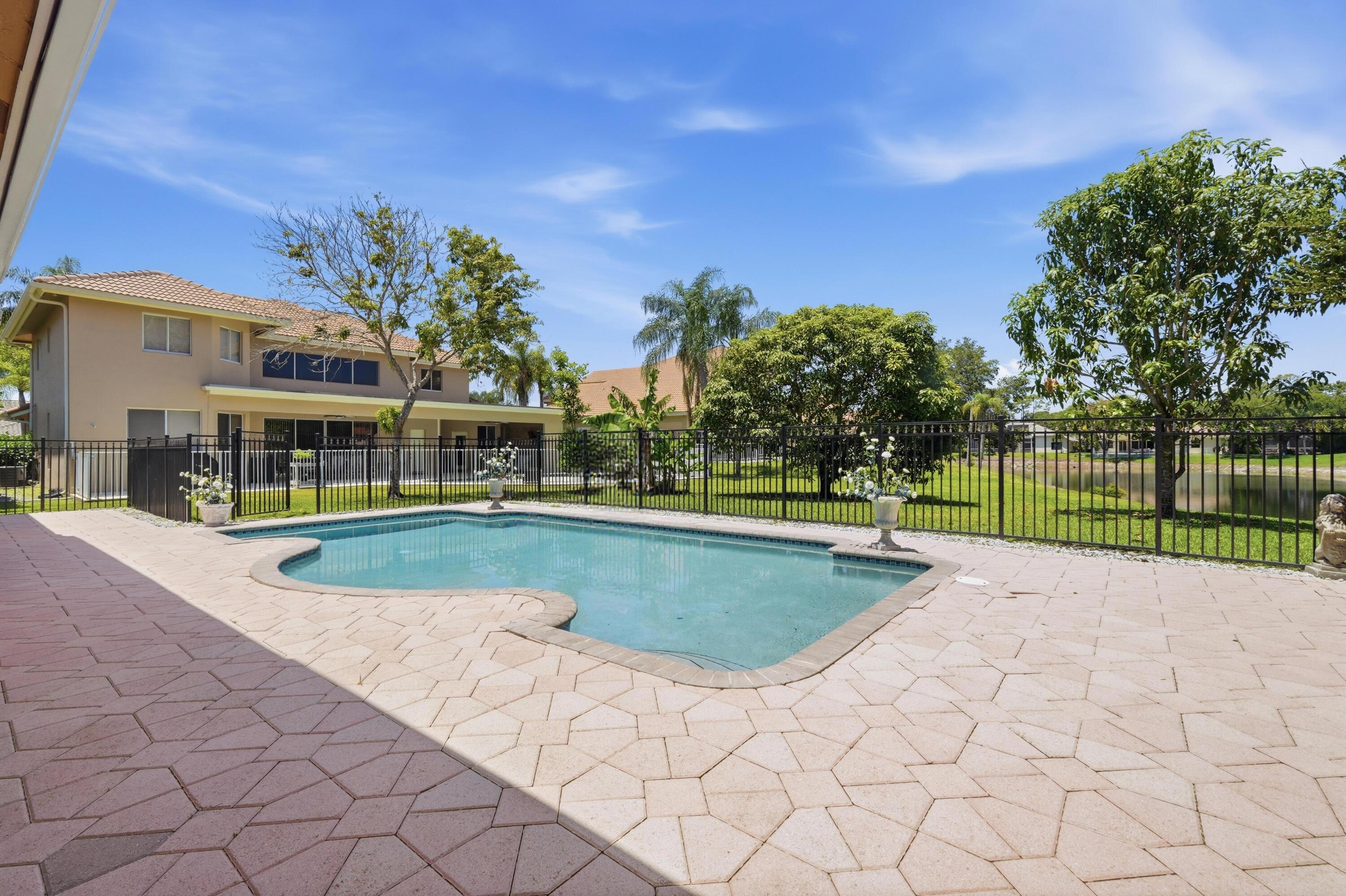 HIDDEN HAMMOCKS ESTATES - Residential