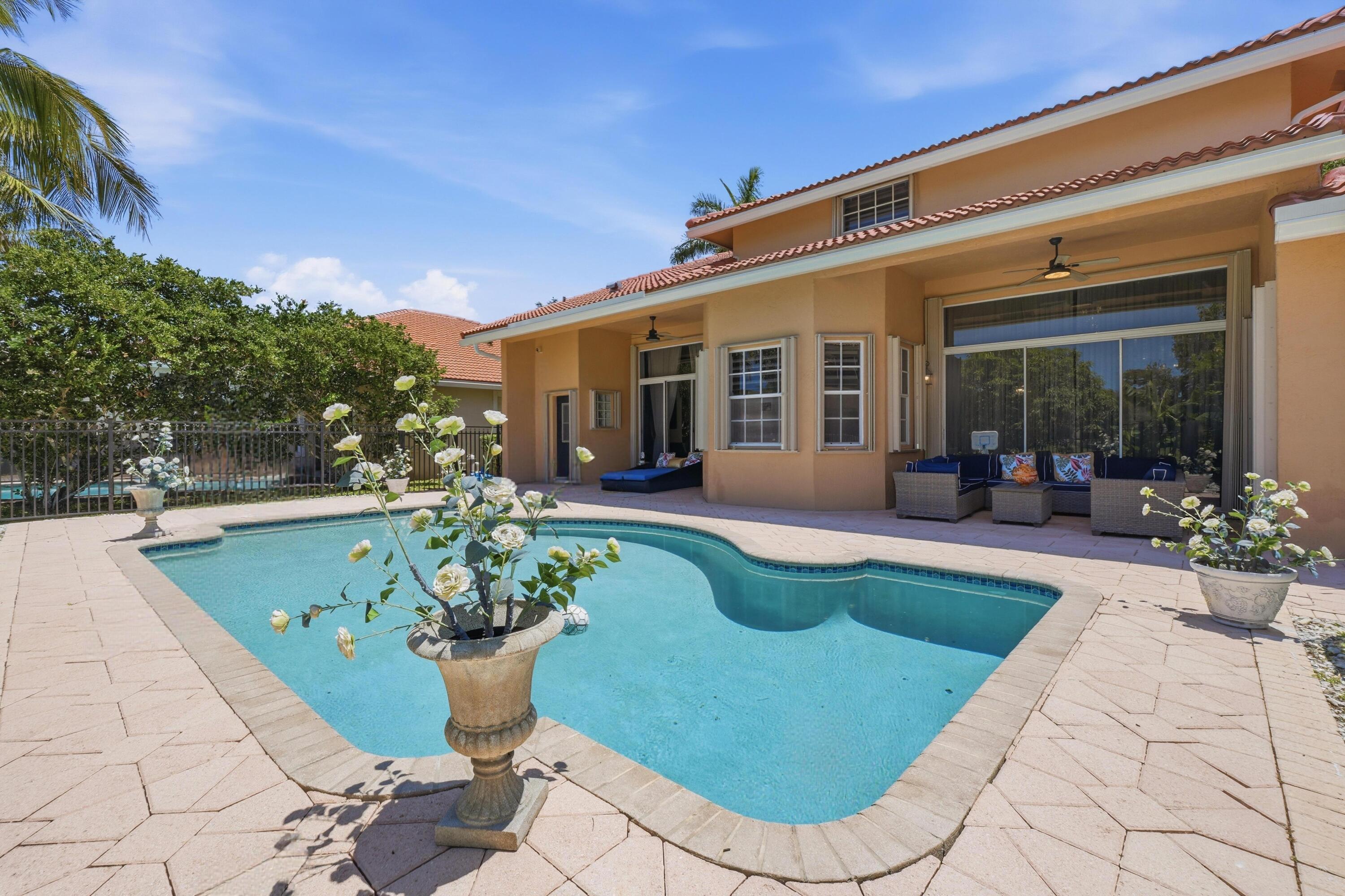 4978 Rothschild Drive