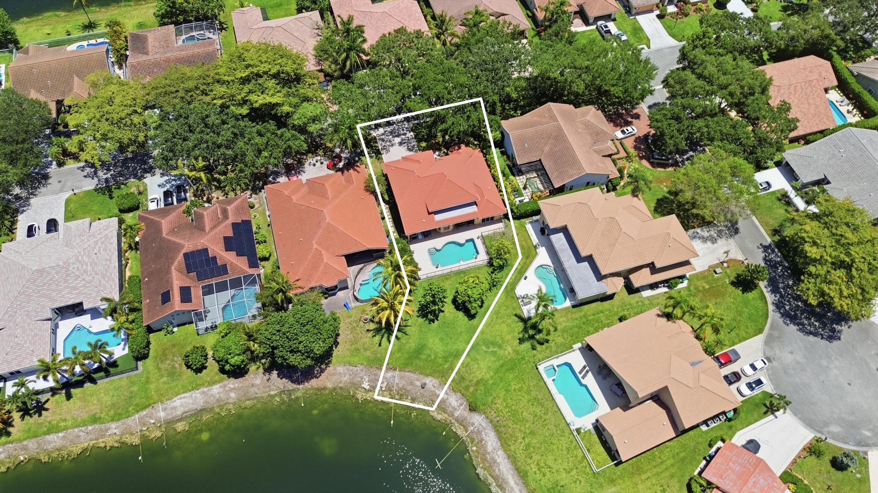 HIDDEN HAMMOCKS ESTATES - Residential