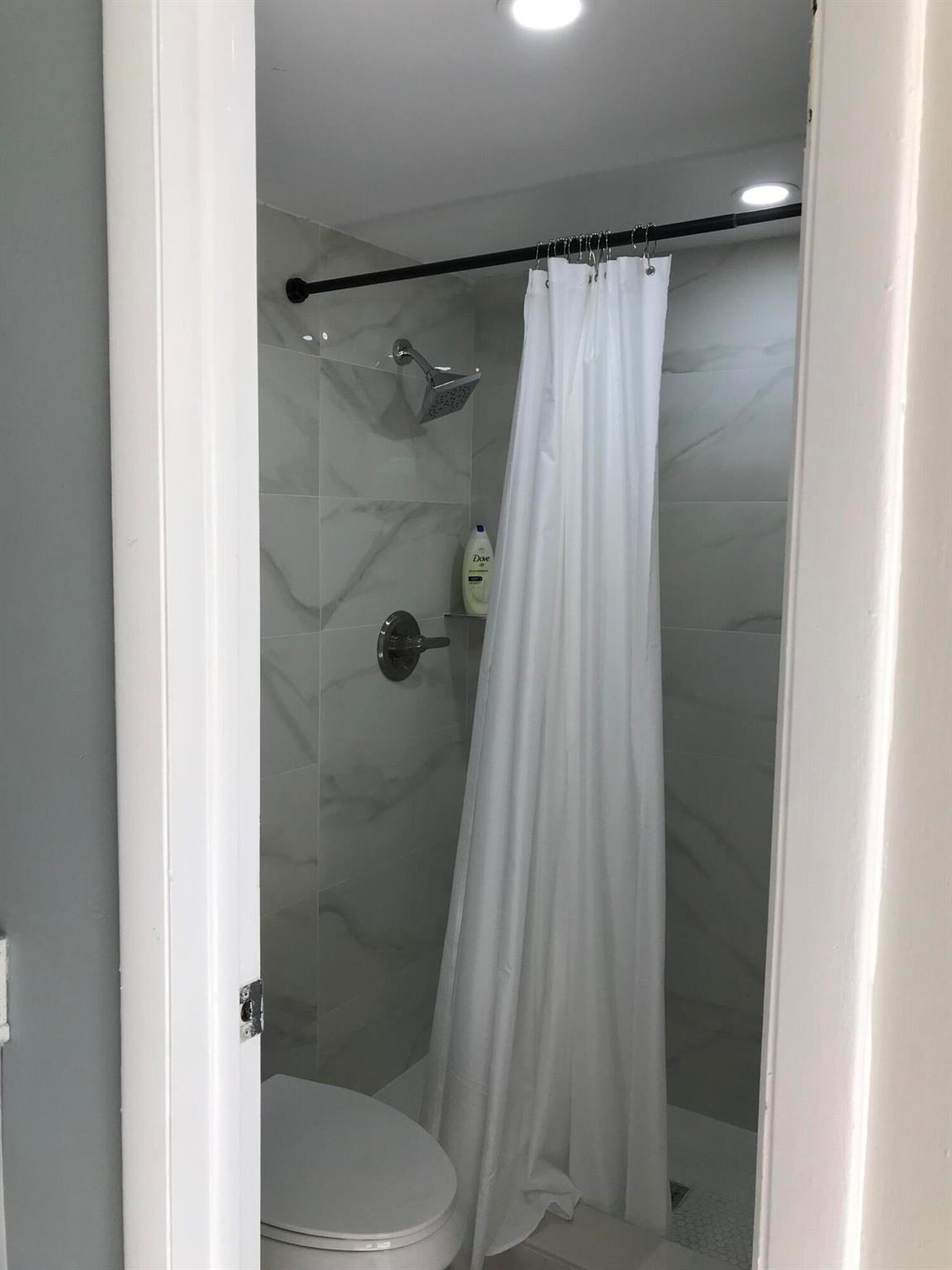 618 NW 13th Street 28