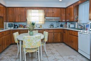 OCEAN VIEW RIDGE - Residential