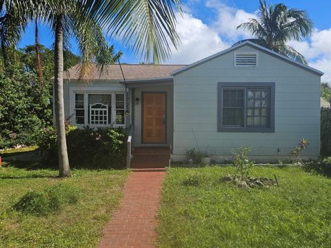 A home in Lake Worth Beach