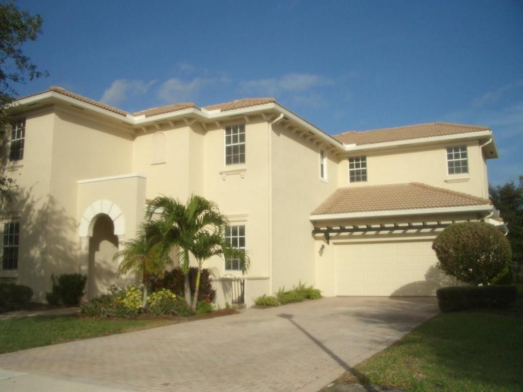 Photo of 180 Via Catalunha, Jupiter, FL 33458 (MLS # R10848876)