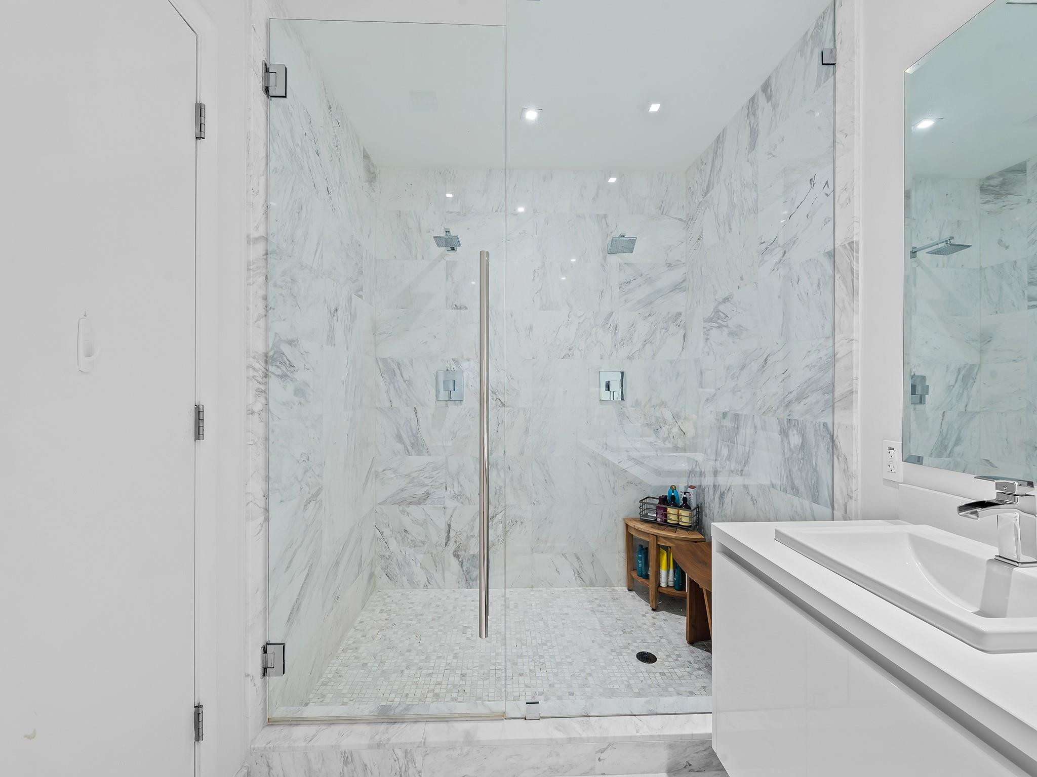 Paramount - Residential