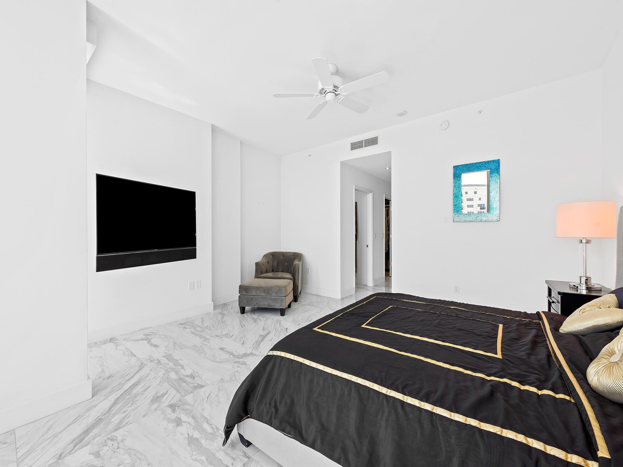 Paramount - Residential