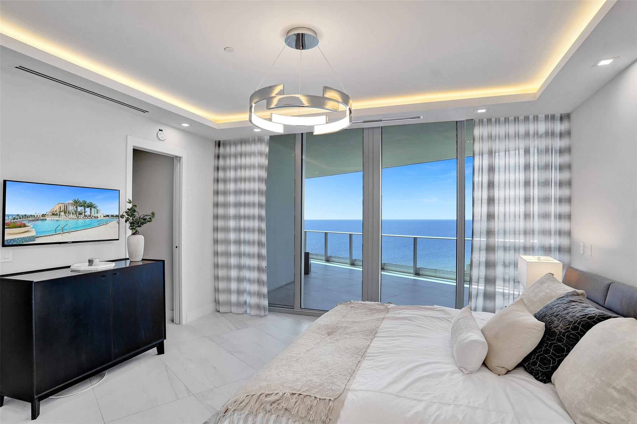 Paramount Residences - Residential