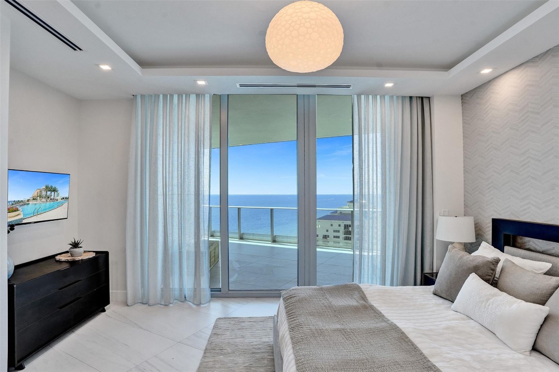 Paramount Residences - Residential