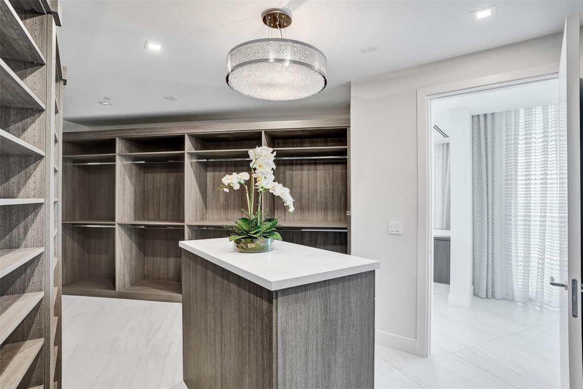 Paramount Residences - Residential