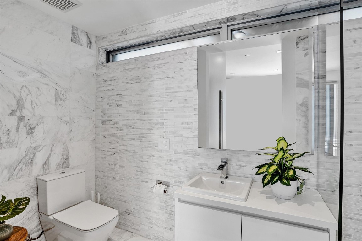 Paramount Residences - Residential