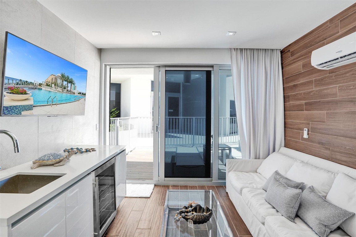 Paramount Residences - Residential