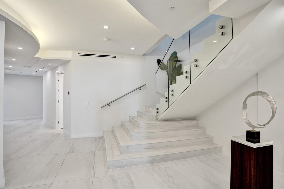 Paramount Residences - Residential