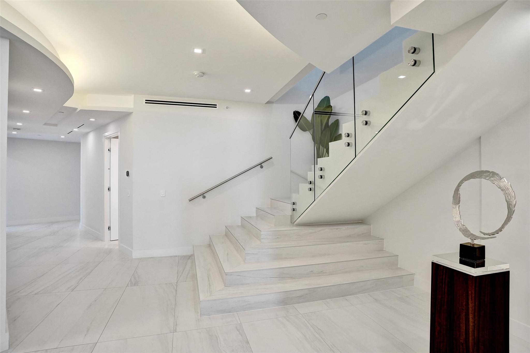 Paramount Residences - Residential